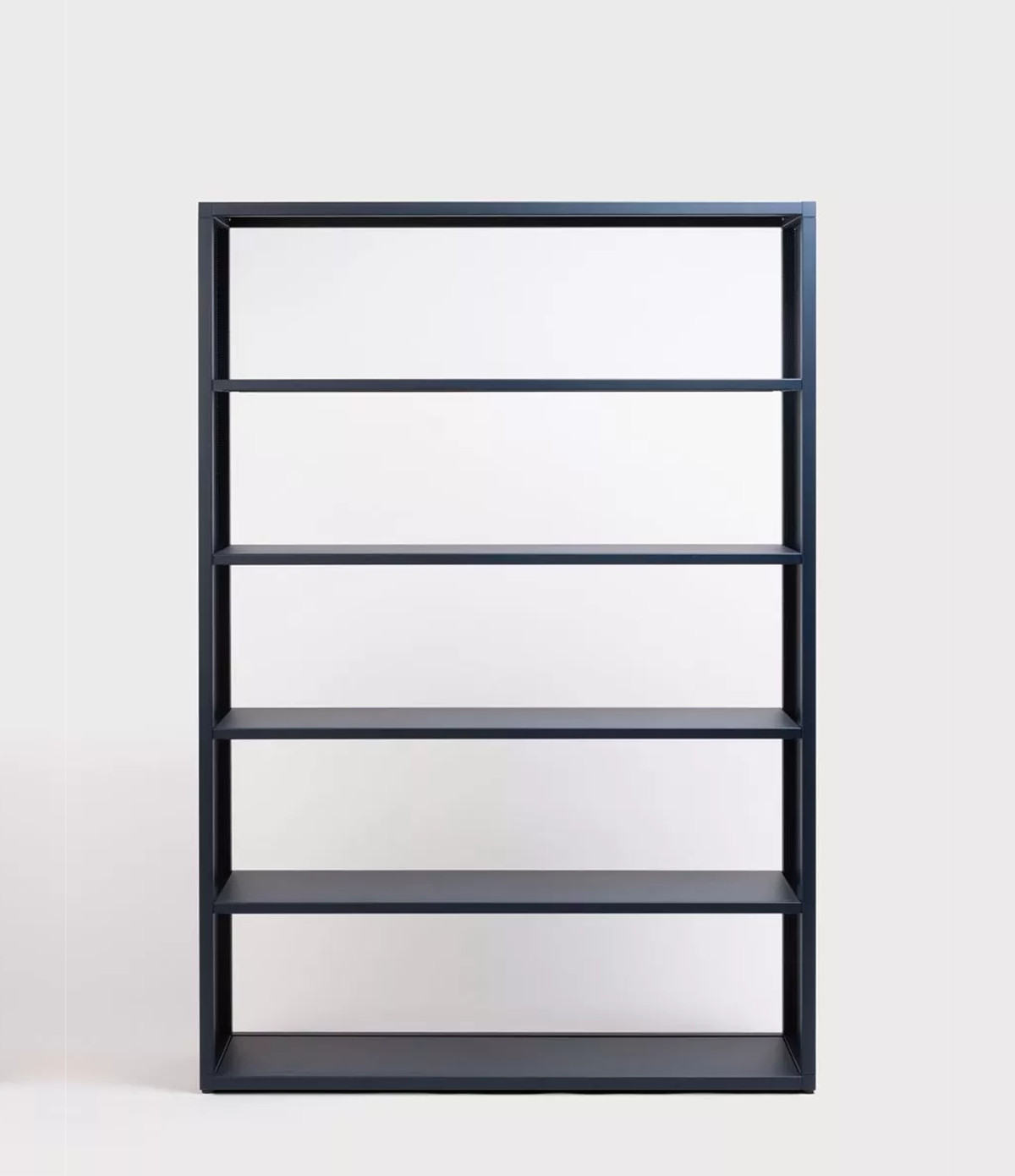 tienda online estanteria negra diferentes alturas