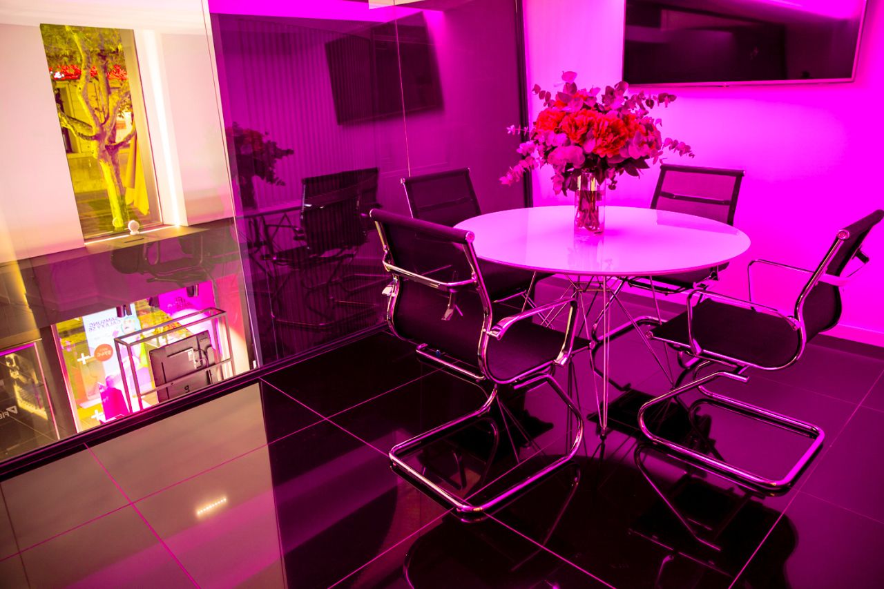 interioristafibracat-storemanresabcn-girona